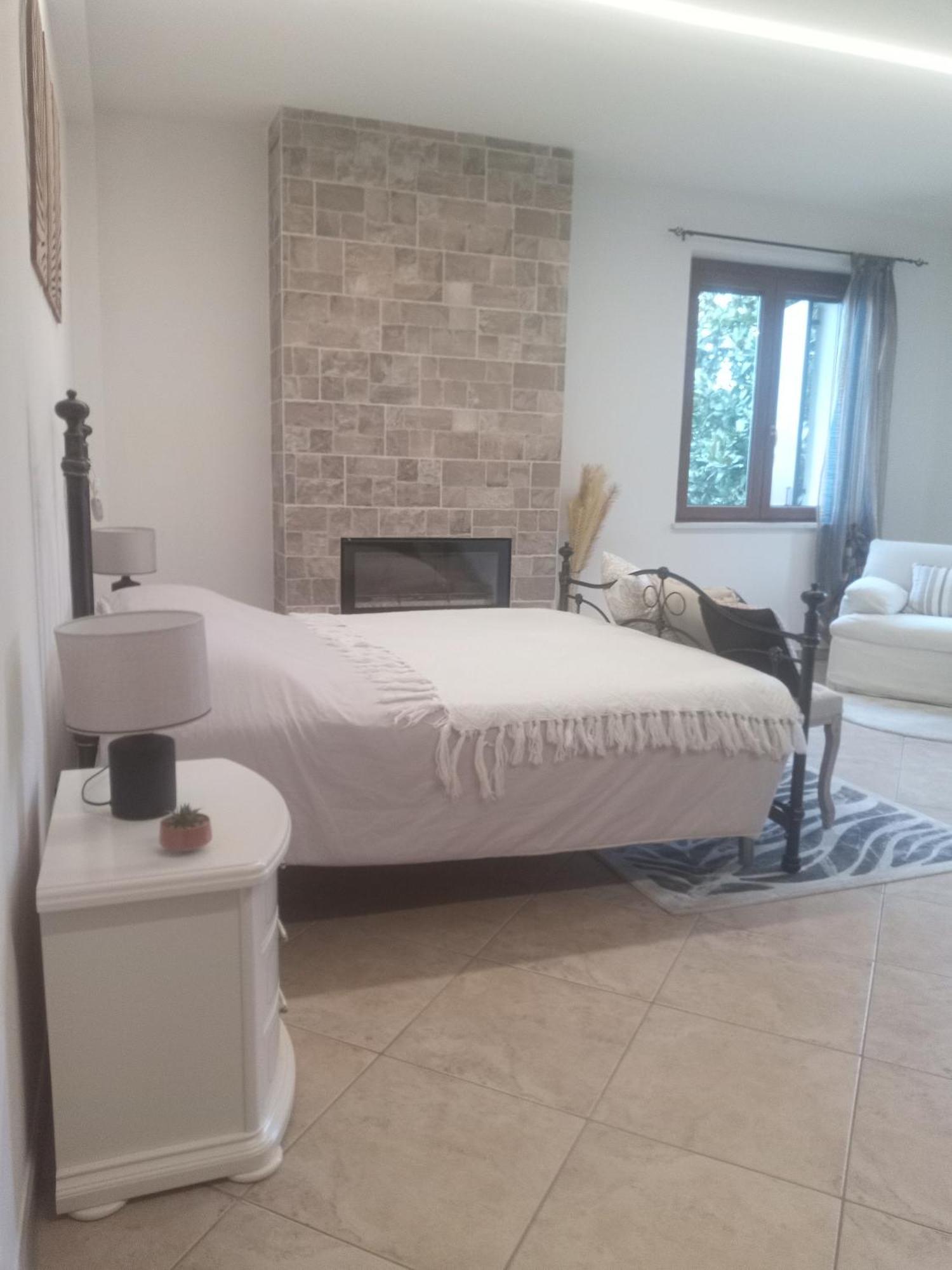 Hotel La Siesta à Villafranca di Verona Extérieur photo