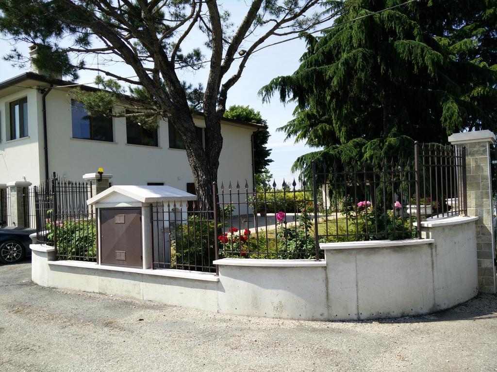 Hotel La Siesta à Villafranca di Verona Extérieur photo