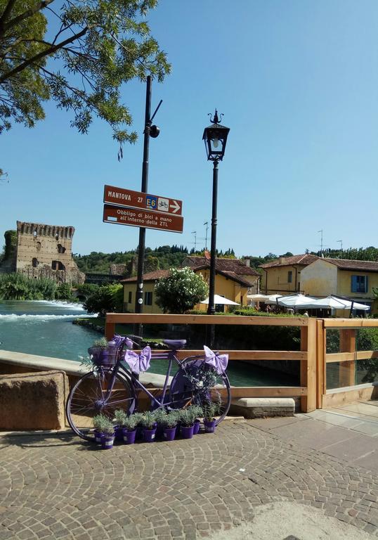 Hotel La Siesta à Villafranca di Verona Extérieur photo