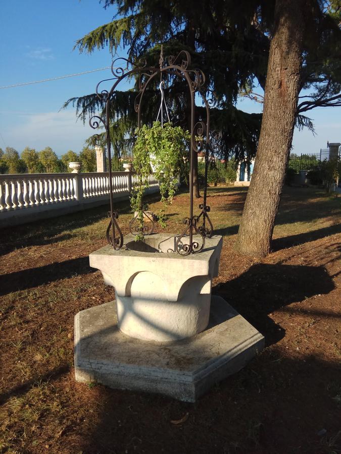 Hotel La Siesta à Villafranca di Verona Extérieur photo